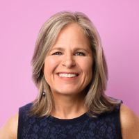 portrait of Shelly McNamara